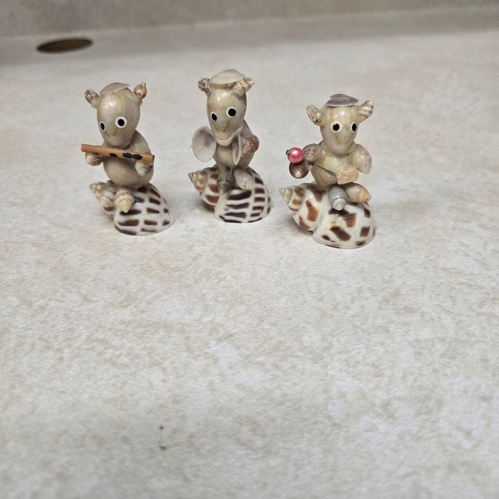 Vintage Miniature Shell Art Animal‎ Band Figurines Set of 3 Handcrafted Coastal